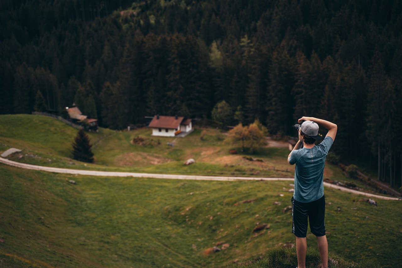 Mastering the Art: 10 Essential Tips for Beginning Bloggers